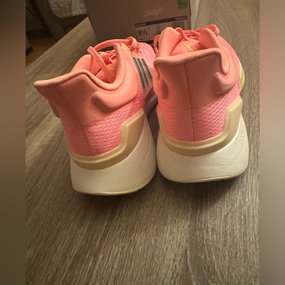 New women’s Adidas Barbie pink running shoes, size 8.5 - Picture 10 of 10